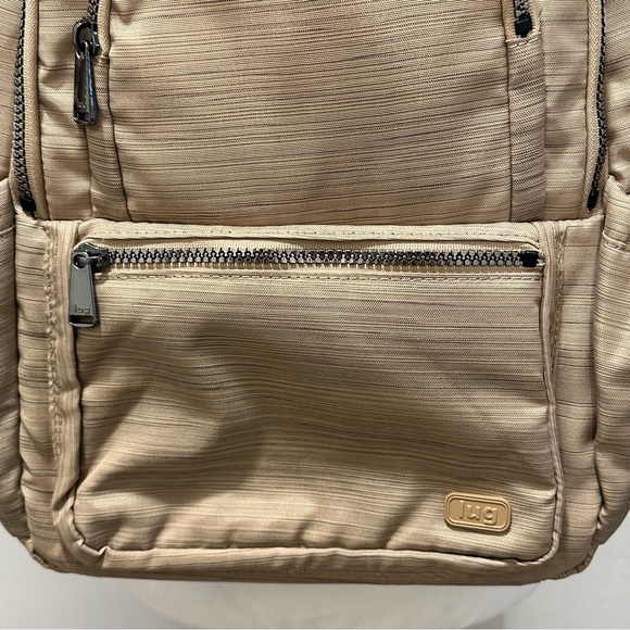 Lug Hatchback Infinity Collection Classic Tan Backpack - Picture 4 of 16